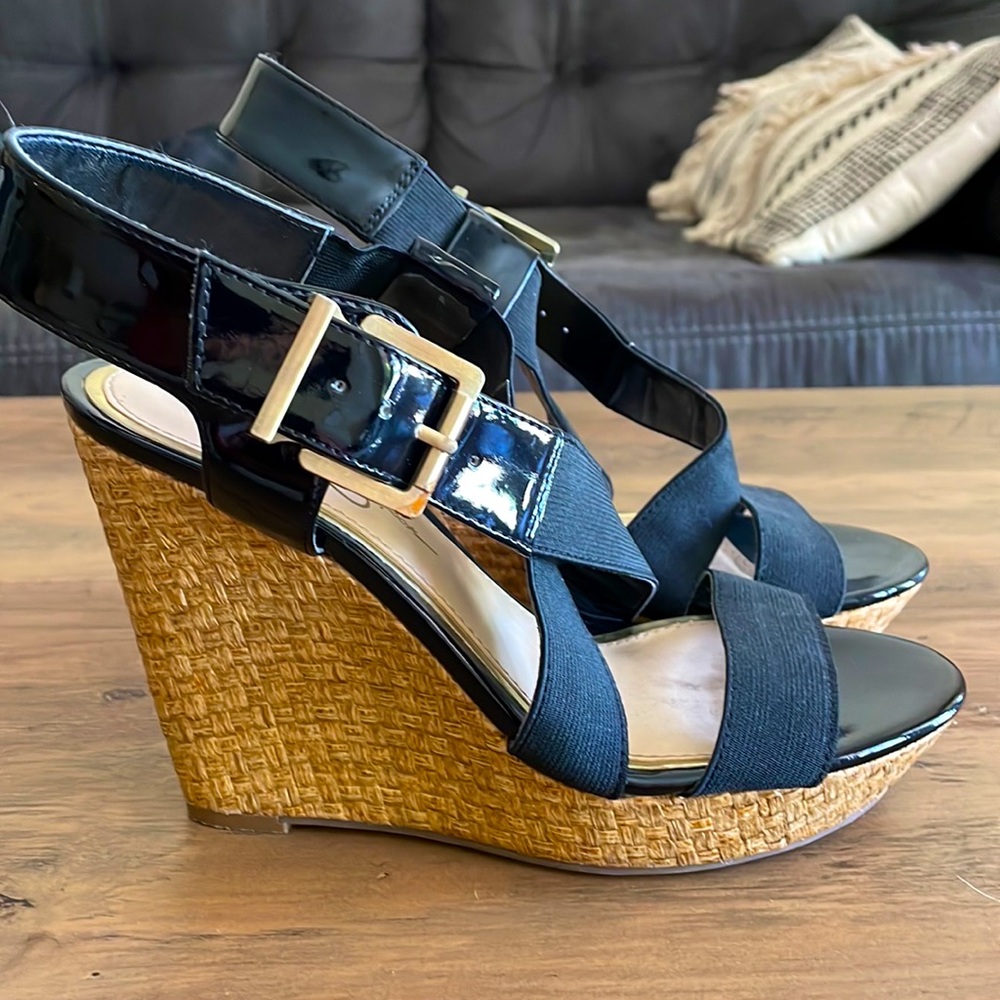 Jessica Simpson wedges. Fit size 7.5-8. Great condition, barely worn. 4” heel.